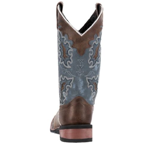 The Women's Laredo Isla Boot 5666 features a stunning blue and brown design.