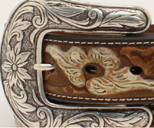 A Women's Belt Nocona Leopard Underlay Pierced Flowers pierces a Women's Belt Nocona Leopard Underlay Pierced Flowers, adding a touch of wild elegance with its leopard underlay.